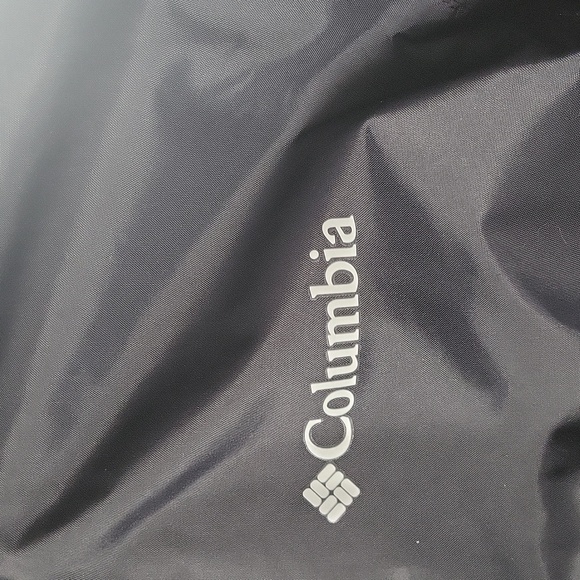Columbia Jackets & Blazers - Raincoat columbia large women black classic